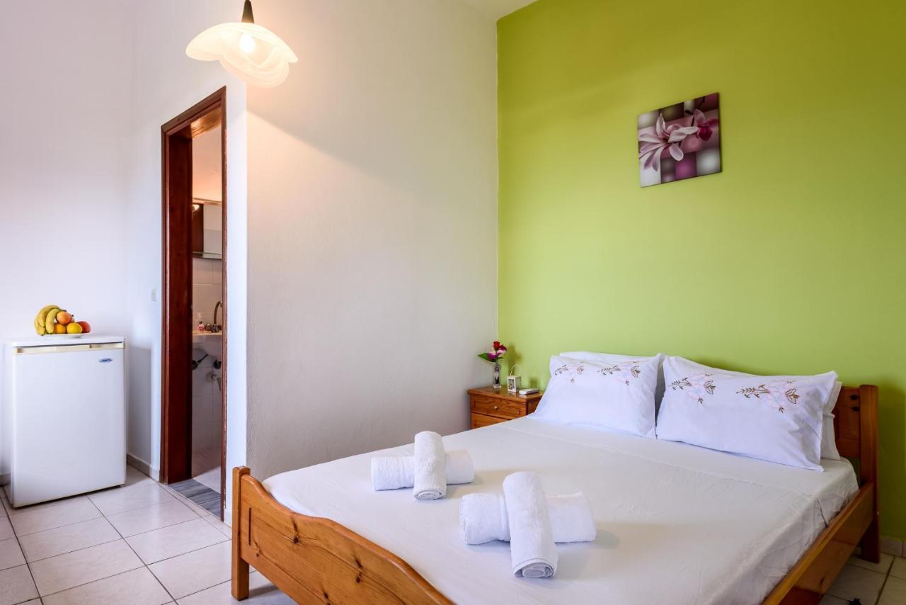 Appartement Antonis Studio à Sfinárion Extérieur photo